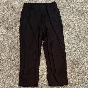 Zara Women's Black Cropped Pants